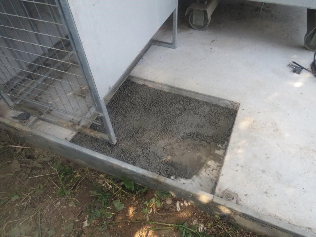 Ny beton omkring kabelgennemføringer